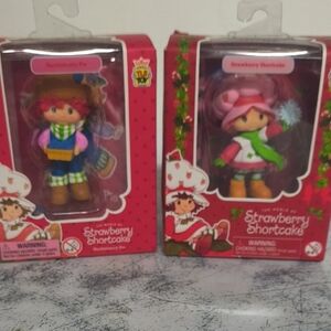 Strawberry Shortcake Doll Set - Red and Pink